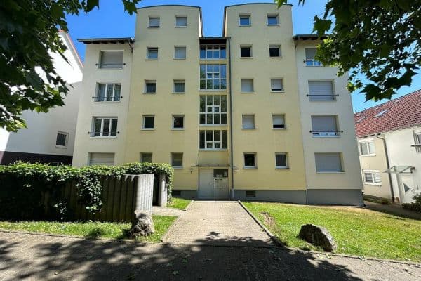 Pronájem bytu 3+1 80 m², Helga-Barth-Straße 7, Bretten Pronájem bytu 3+1 80 m², Helga-Barth-Straße 7, Bretten