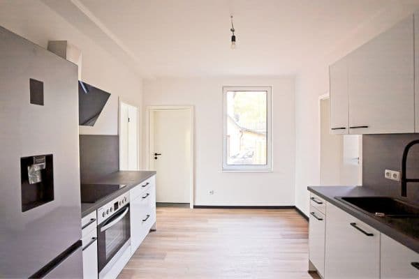 Pronájem bytu 4+1 120 m², Herrenruhmweg 9, Trittau Pronájem bytu 4+1 120 m², Herrenruhmweg 9, Trittau