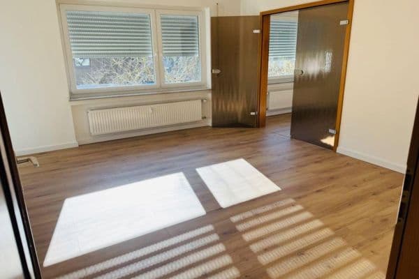 Pronájem bytu 4+1 108 m², Straßberg Pronájem bytu 4+1 108 m², Straßberg