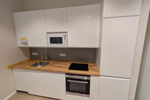 Pronájem bytu 2+kk 76 m², Kirchstraße 6, Rüdesheim am Rhein Pronájem bytu 2+kk 76 m², Kirchstraße 6, Rüdesheim am Rhein