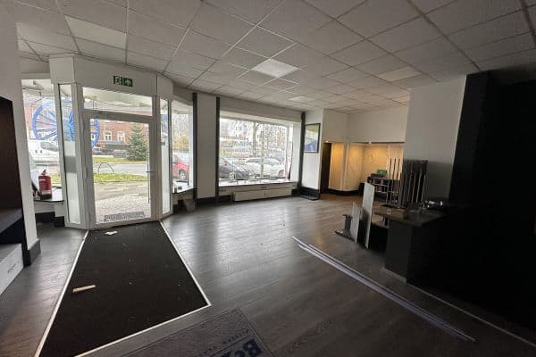 Pronájem nebytového prostoru 313 m², Krayer Straße 197, Essen, Severní Porýní-Vestfálsko Pronájem nebytového prostoru 313 m², Krayer Straße 197, Essen, Severní Porýní-Vestfálsko
