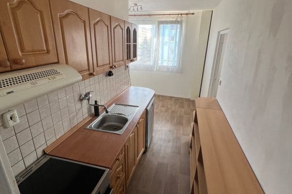 Prodej bytu 3+1 83 m², Kollárova, Krupka Prodej bytu 3+1 83 m², Kollárova, Krupka