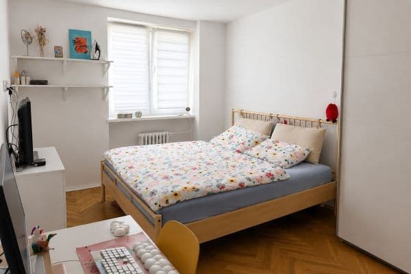Pronájem bytu 3+1 74 m², I. J. Pešiny, Frýdek-Místek Pronájem bytu 3+1 74 m², I. J. Pešiny, Frýdek-Místek