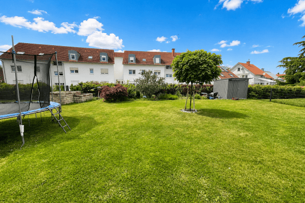 Prodej bytu 4+1 122 m², Ludwigshafen Prodej bytu 4+1 122 m², Ludwigshafen