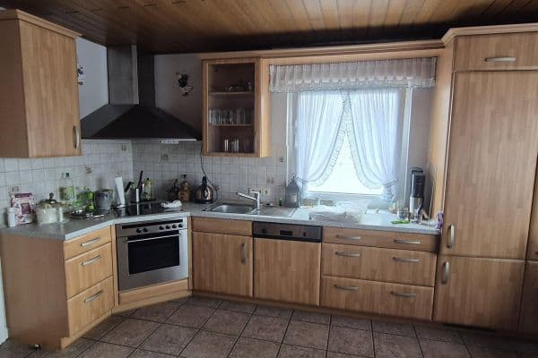 Pronájem bytu 3+1 110 m², Eudenbacherstr 134, Königswinter, Severní Porýní-Vestfálsko Pronájem bytu 3+1 110 m², Eudenbacherstr 134, Königswinter, Severní Porýní-Vestfálsko