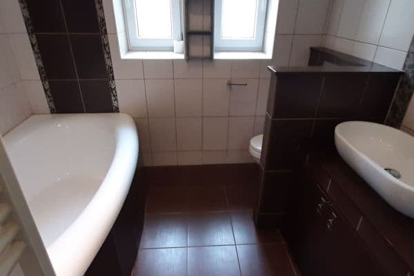 Prodej bytu 2+1 55 m², Pod Školou, Ústí nad Labem Prodej bytu 2+1 55 m², Pod Školou, Ústí nad Labem