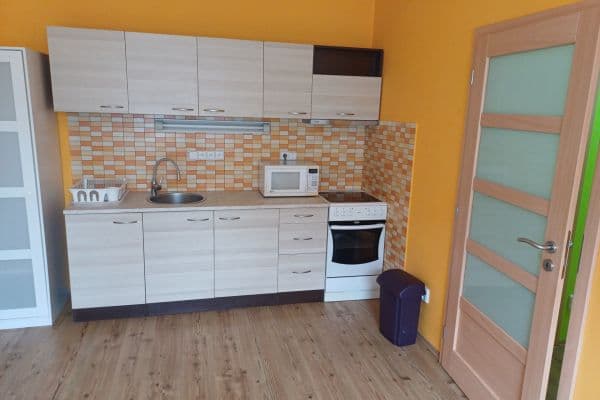 Pronájem bytu 2+kk 35 m², Venhudova, Brno Pronájem bytu 2+kk 35 m², Venhudova, Brno
