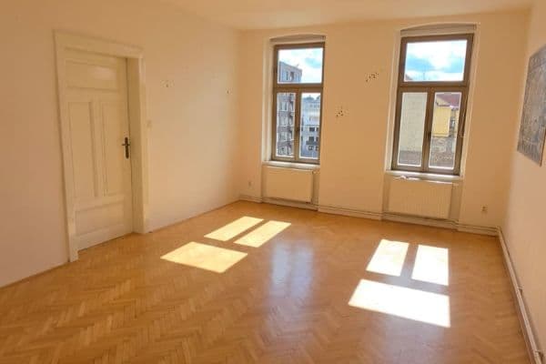 Pronájem bytu 2+1 65 m², Bratislavská, Brno Pronájem bytu 2+1 65 m², Bratislavská, Brno
