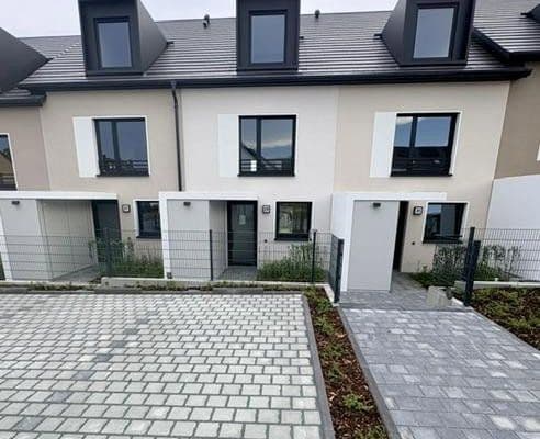 Pronájem domu 145 m², pozemek 115 m², Lilienstrasse 29., Stein Pronájem domu 145 m², pozemek 115 m², Lilienstrasse 29., Stein