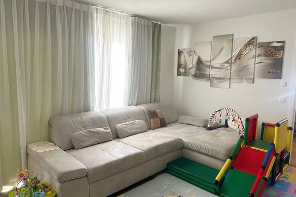 Pronájem bytu 4+1 108 m², Sindelfingen Pronájem bytu 4+1 108 m², Sindelfingen