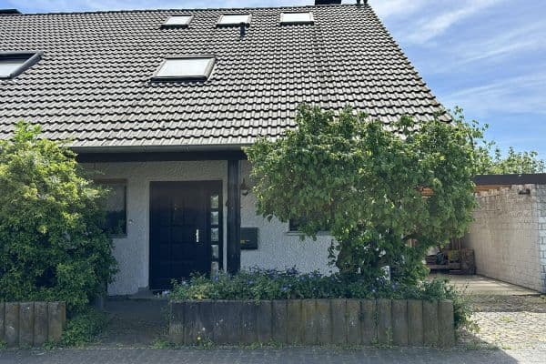 Prodej domu 114 m², pozemek 250 m², Pfungstadt Prodej domu 114 m², pozemek 250 m², Pfungstadt