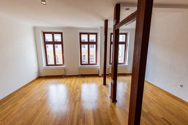 Prodej bytu 3+1 137 m², Ernst-Pinkert-Str. 11, Leipzig, Sasko Prodej bytu 3+1 137 m², Ernst-Pinkert-Str. 11, Leipzig, Sasko