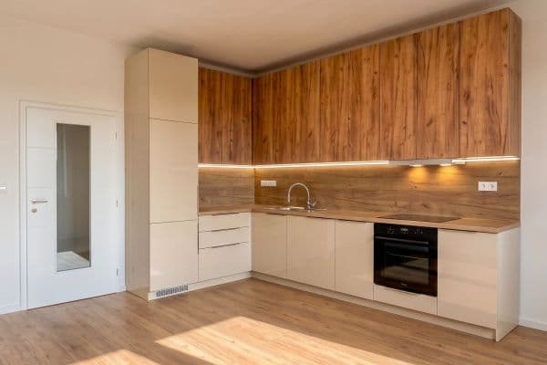 Pronájem bytu 2+kk 43 m², Češkova, Pardubice Pronájem bytu 2+kk 43 m², Češkova, Pardubice