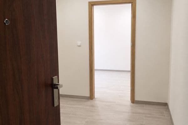 Pronájem bytu 2+1 62 m², Hlavní třída, Frýdek-Místek Pronájem bytu 2+1 62 m², Hlavní třída, Frýdek-Místek