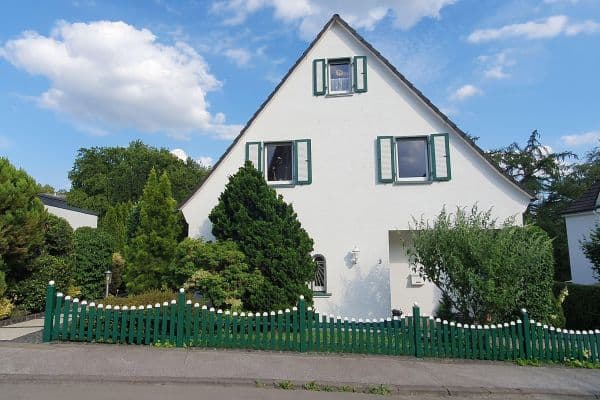 Prodej domu 323 m², pozemek 833 m², Remscheid Prodej domu 323 m², pozemek 833 m², Remscheid