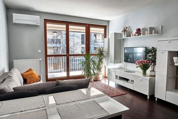 Pronájem bytu 2+1 54 m², Berlin, Berlín Pronájem bytu 2+1 54 m², Berlin, Berlín