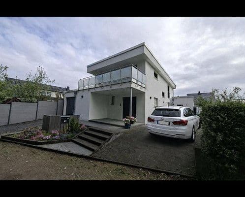 Prodej domu 153 m², pozemek 330 m², Castrop-Rauxel Prodej domu 153 m², pozemek 330 m², Castrop-Rauxel