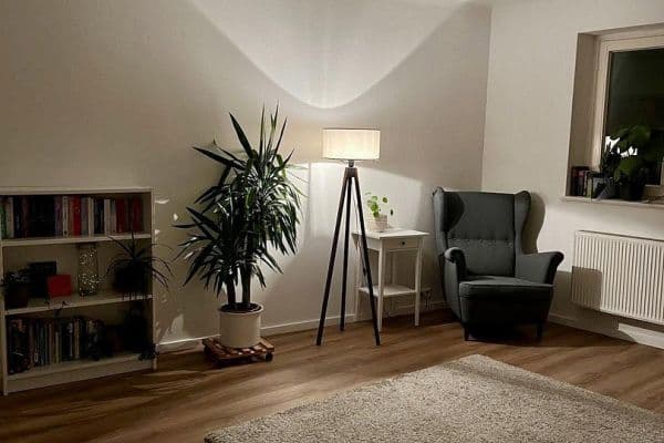 Pronájem bytu 3+1 72 m², Hahnstr 17, Stuttgart, Bádensko-Württembersko Pronájem bytu 3+1 72 m², Hahnstr 17, Stuttgart, Bádensko-Württembersko