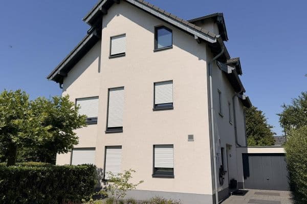 Pronájem bytu 4+1 162 m², Am Gehöft 5, Grevenbroich Pronájem bytu 4+1 162 m², Am Gehöft 5, Grevenbroich