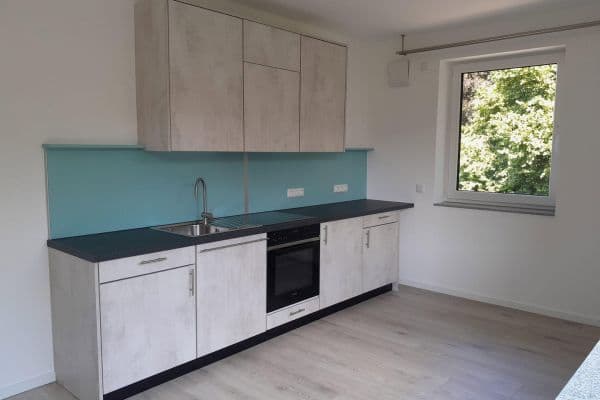 Pronájem bytu 2+1 43 m², Cáchy, Severní Porýní-Vestfálsko Pronájem bytu 2+1 43 m², Cáchy, Severní Porýní-Vestfálsko