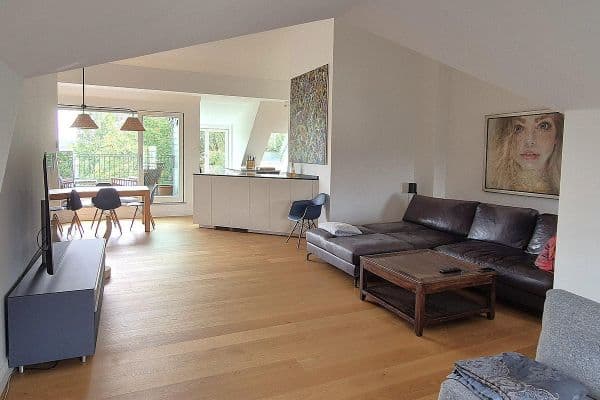 Prodej bytu 3+1 122 m², Potsdam Prodej bytu 3+1 122 m², Potsdam
