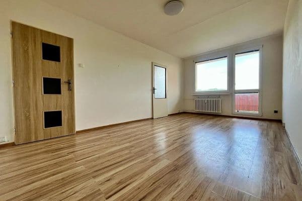 Prodej bytu 1+1 34 m², Bezejmenná, Bílina Prodej bytu 1+1 34 m², Bezejmenná, Bílina