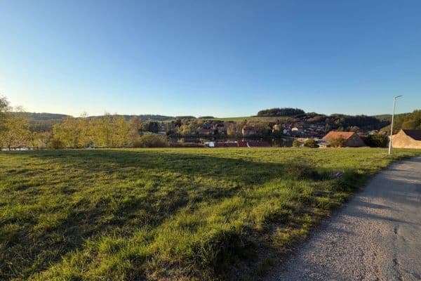 Prodej pozemku 2.102 m², Popovice Prodej pozemku 2.102 m², Popovice