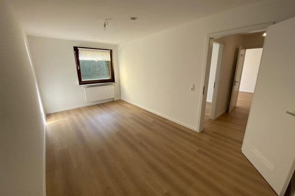 Pronájem bytu 3+1 85 m², Am Gottesberg 25, Bielefeld, Severní Porýní-Vestfálsko Pronájem bytu 3+1 85 m², Am Gottesberg 25, Bielefeld, Severní Porýní-Vestfálsko