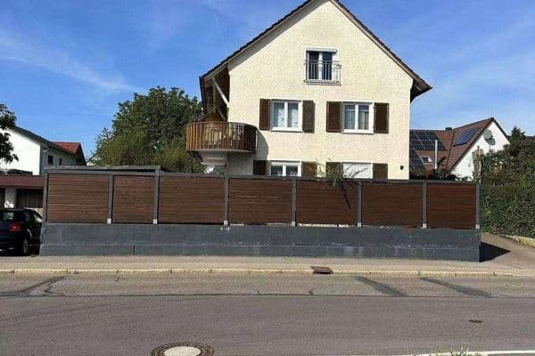 Pronájem bytu 4+1 68 m², Schlaterstraße 14, Süßen Pronájem bytu 4+1 68 m², Schlaterstraße 14, Süßen