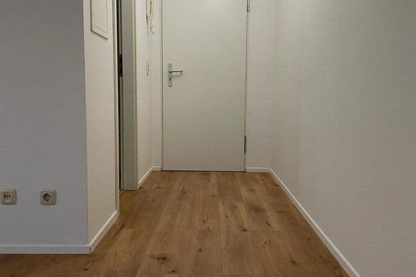 Pronájem bytu 2+1 73 m², Darrplatz 13, Apolda Pronájem bytu 2+1 73 m², Darrplatz 13, Apolda