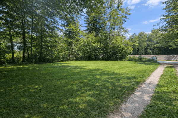 Prodej pozemku 3.700 m², Grünwald, Bavorsko Prodej pozemku 3.700 m², Grünwald, Bavorsko
