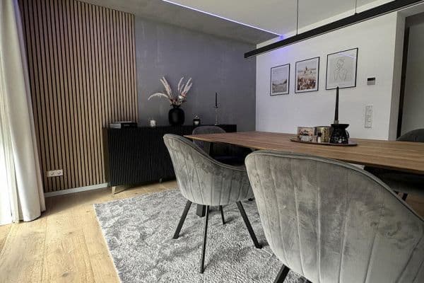 Prodej domu 180 m², pozemek 488 m², Heroldsberg, Bavorsko Prodej domu 180 m², pozemek 488 m², Heroldsberg, Bavorsko