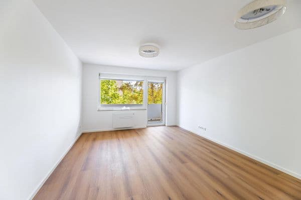 Prodej bytu 2+1 62 m², Hauchstraße 42, Nürnberg Röthenbach b. Schweinau, Bavorsko Prodej bytu 2+1 62 m², Hauchstraße 42, Nürnberg Röthenbach b. Schweinau, Bavorsko