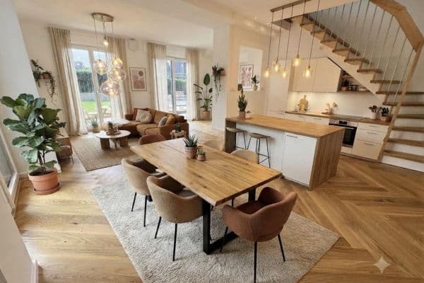 Prodej domu 100 m², pozemek 195 m², Düsseldorf Prodej domu 100 m², pozemek 195 m², Düsseldorf