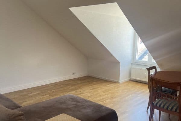 Pronájem bytu 2+1 49 m², Frankfurt, Hessen Pronájem bytu 2+1 49 m², Frankfurt, Hessen
