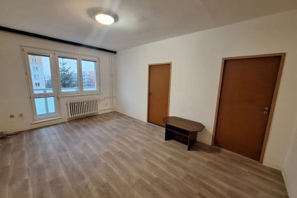 Pronájem bytu 3+1 61 m², Nezvalova, Olomouc Pronájem bytu 3+1 61 m², Nezvalova, Olomouc