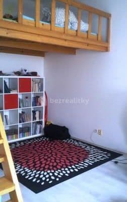Pronájem bytu 1+1 42 m², Revoluční, Odolena Voda Pronájem bytu 1+1 42 m², Revoluční, Odolena Voda