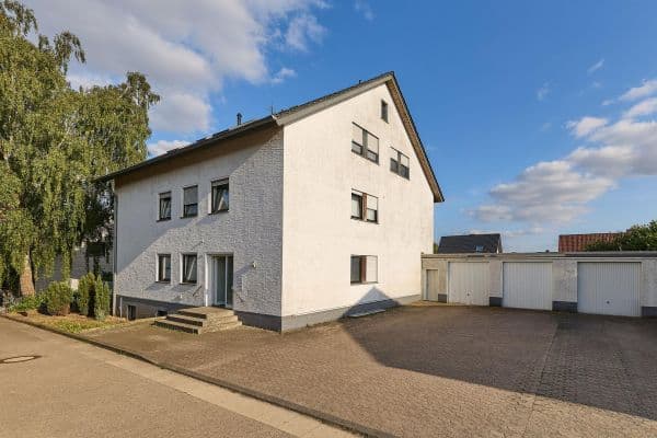 Prodej domu 488 m², pozemek 754 m², Kirchlengrn Prodej domu 488 m², pozemek 754 m², Kirchlengrn