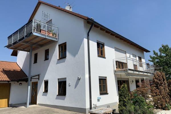 Pronájem bytu 3+1 93 m², Meitingen Pronájem bytu 3+1 93 m², Meitingen