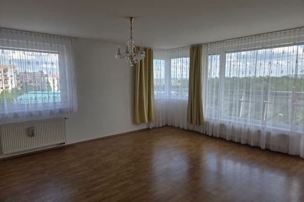 Pronájem bytu 3+kk 89 m², Symfonická, Praha Pronájem bytu 3+kk 89 m², Symfonická, Praha