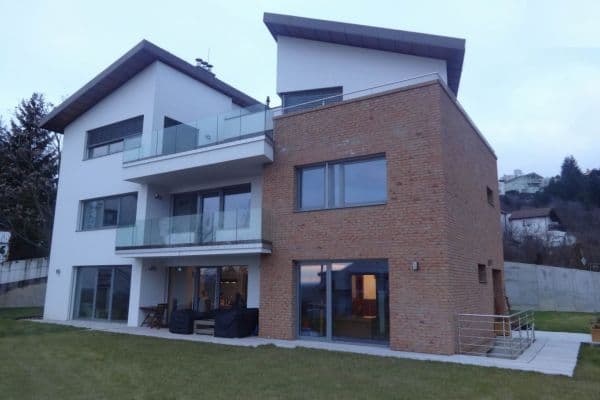 Pronájem bytu 5+kk 170 m², Kráľovské údolie, Bratislava - mestská časť Staré Mesto, Bratislavský kraj Pronájem bytu 5+kk 170 m², Kráľovské údolie, Bratislava - mestská časť Staré Mesto, Bratislavský kraj