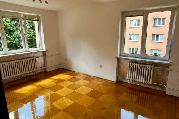Pronájem bytu 3+1 80 m², Lískovecká, Frýdek-Místek Pronájem bytu 3+1 80 m², Lískovecká, Frýdek-Místek