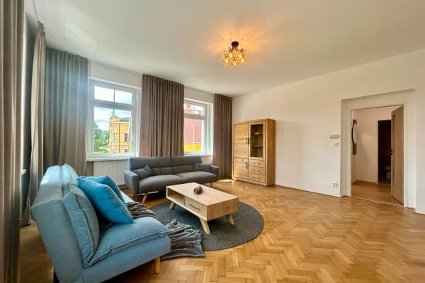 Prodej bytu 2+1 63 m², 1. máje, Hrádek nad Nisou Prodej bytu 2+1 63 m², 1. máje, Hrádek nad Nisou