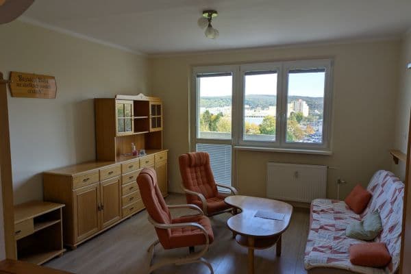 Pronájem bytu 3+1 69 m², Koprivnická, Dúbravka Pronájem bytu 3+1 69 m², Koprivnická, Dúbravka