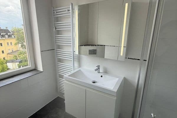 Pronájem bytu 4+1 94 m², Hof, Bavorsko Pronájem bytu 4+1 94 m², Hof, Bavorsko