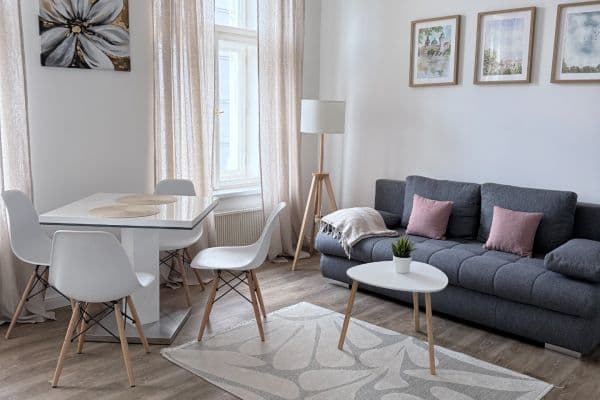 Prodej bytu 2+kk 42 m², Petrská, Praha Prodej bytu 2+kk 42 m², Petrská, Praha