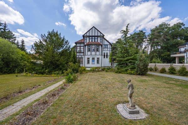 Pronájem bytu 3+1 116 m², Slavětínská, Praha Pronájem bytu 3+1 116 m², Slavětínská, Praha