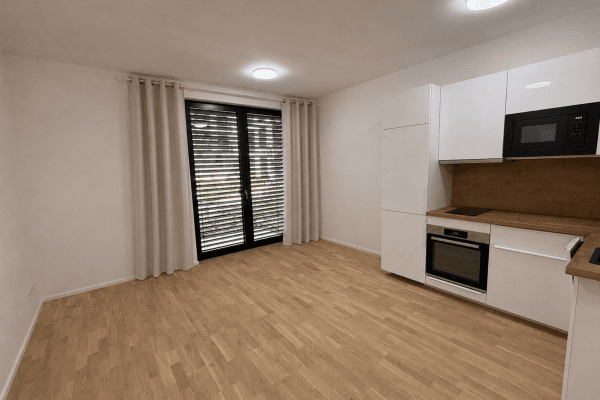 Pronájem bytu 1+kk 34 m², Roháčova, Praha Pronájem bytu 1+kk 34 m², Roháčova, Praha