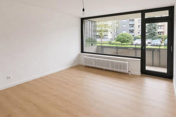 Pronájem bytu 3+1 90 m², Urftstr. 110, Mönchengladbach Pronájem bytu 3+1 90 m², Urftstr. 110, Mönchengladbach