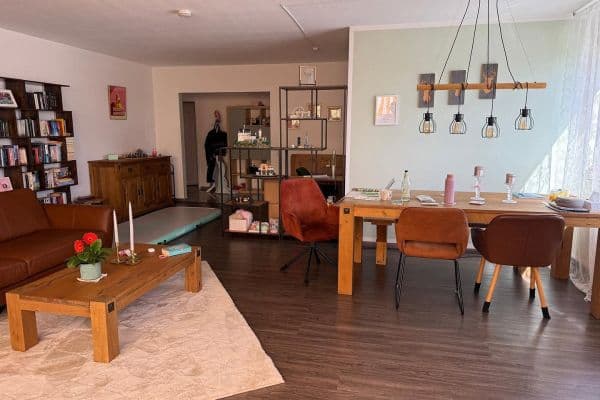 Pronájem bytu 3+1 110 m², Lauf an der Pegnitz, Bavorsko Pronájem bytu 3+1 110 m², Lauf an der Pegnitz, Bavorsko